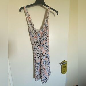 Olive & Oak Geometric Print Blouse